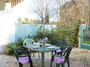 Studio climatisé au Lavandou avec terrasse, parking et environnement calme - 3 couchages - FR-1-251-167